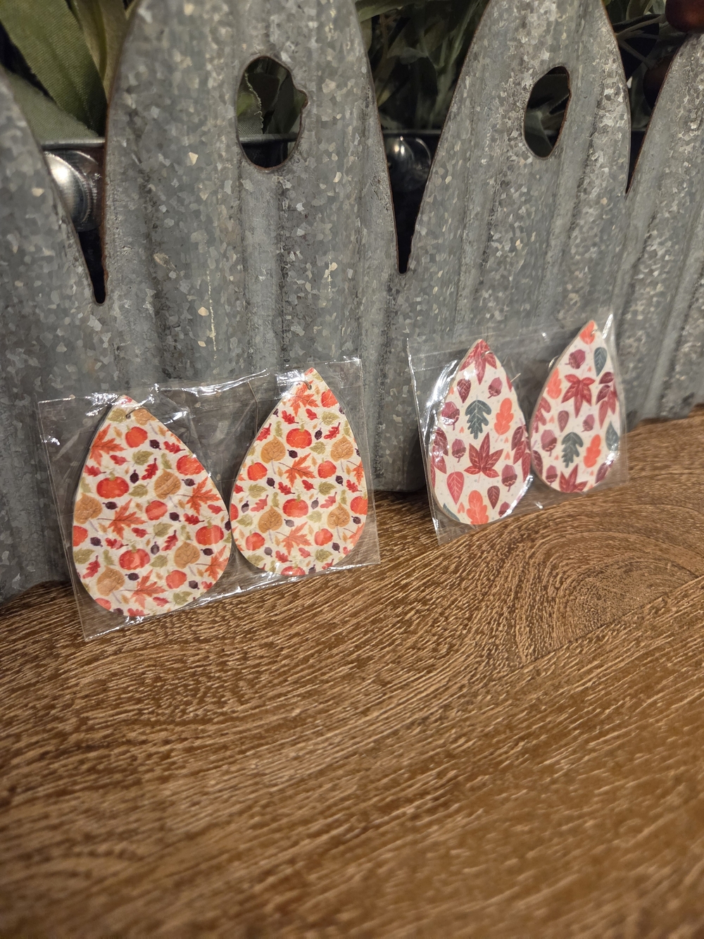 Fall Autumn Leaf Teardrop Women's Earrings - Yellow & Orange 2 Pairs